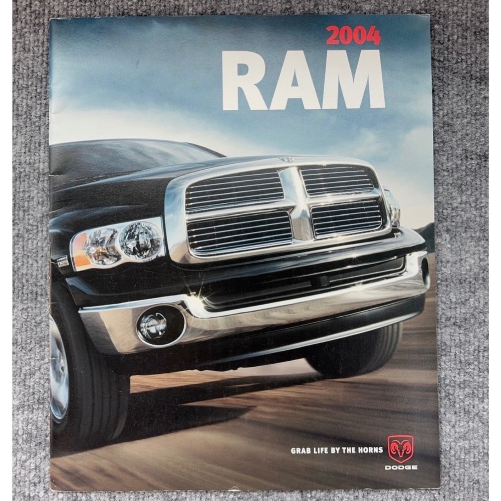 2004 Dodge Ram Pickup Truck Sales Brochure Catalog SRT-10 Laramie HEMI Cummins